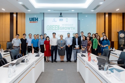 UEH collaborates with the Government and NGOs to develop policies aimed at sustainable development.

