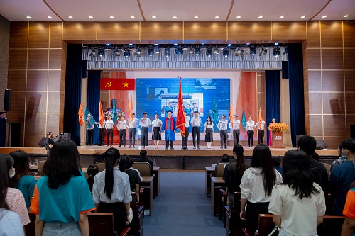 Opening Ceremony of UEH Full-time Undergraduate Programs Batch 50 in Ho Chi Minh City - "Your Infinite Journey Towards a Sustainable Future"